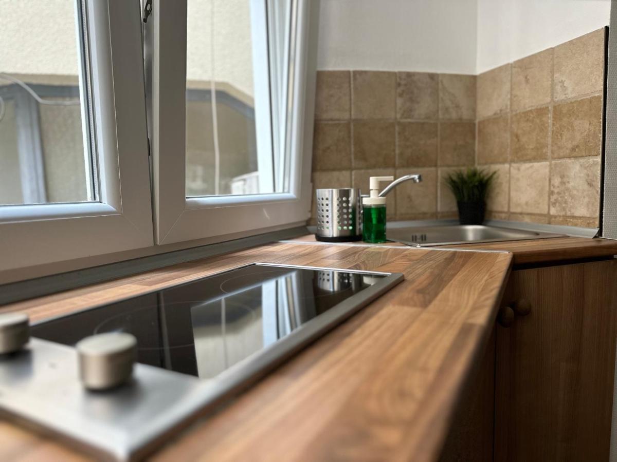 Standard Apartment By Hi5 - Petofi 12 บูดาเปสต์ ภายนอก รูปภาพ